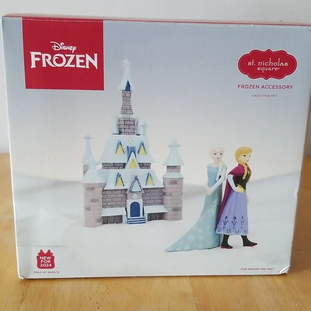 Disney's Frozen Elsa & Anna Castle Accessory Decor
